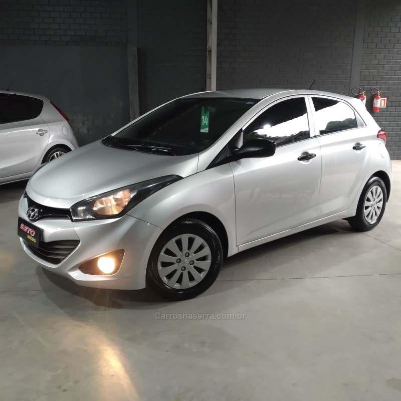 HB20 1.0 COMFORT PLUS 12V FLEX 4P MANUAL - 2014 - NOVO HAMBURGO