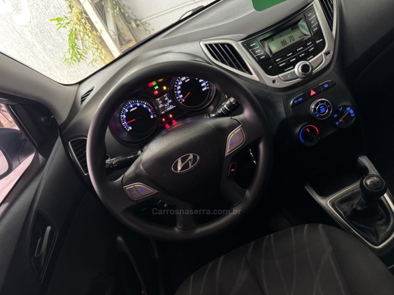 HB20 1.0 COMFORT PLUS 12V FLEX 4P MANUAL - 2014 - NOVO HAMBURGO
