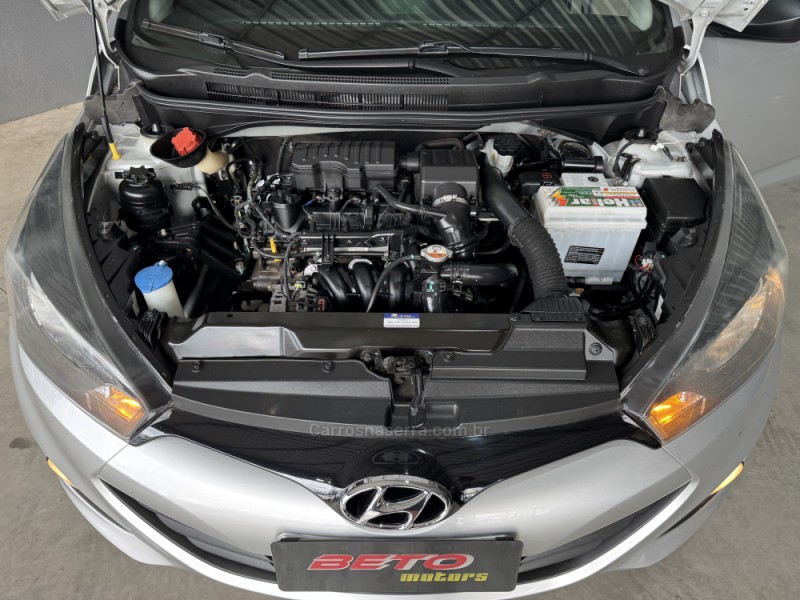 HB20 1.0 COMFORT PLUS 12V FLEX 4P MANUAL - 2014 - NOVO HAMBURGO