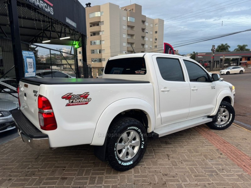HILUX 3.0 SRV 4X4 CD 16V TURBO INTERCOOLER DIESEL 4P AUTOMÁTICO - 2013 - TAPEJARA