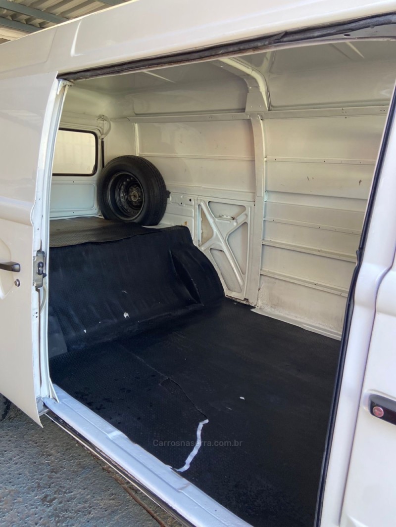 KOMBI 1.4 MI FURGÃO 8V FLEX 3P MANUAL - 2012 - ESTâNCIA VELHA