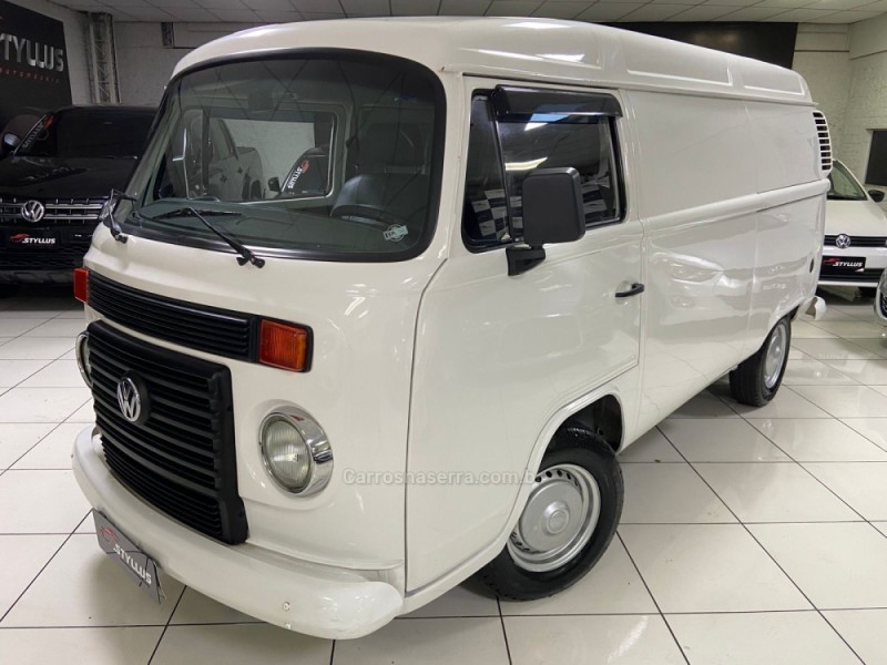 KOMBI 1.4 MI FURGÃO 8V FLEX 3P MANUAL - 2012 - ESTâNCIA VELHA