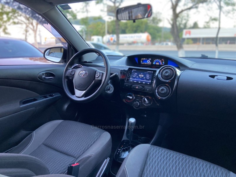 ETIOS 1.5 X PLUS 16V FLEX 4P AUTOMÁTICO - 2019 - ESTâNCIA VELHA