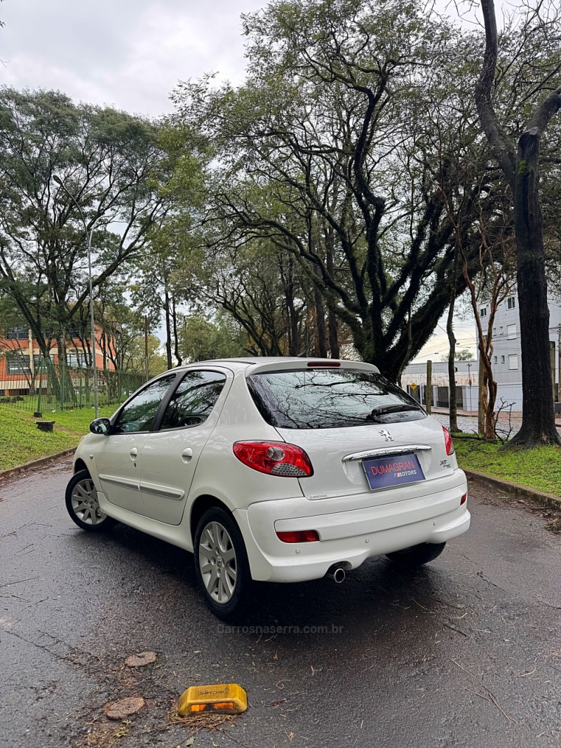 207 1.6 XS 16V FLEX 4P AUTOMÁTICO - 2013 - PASSO FUNDO