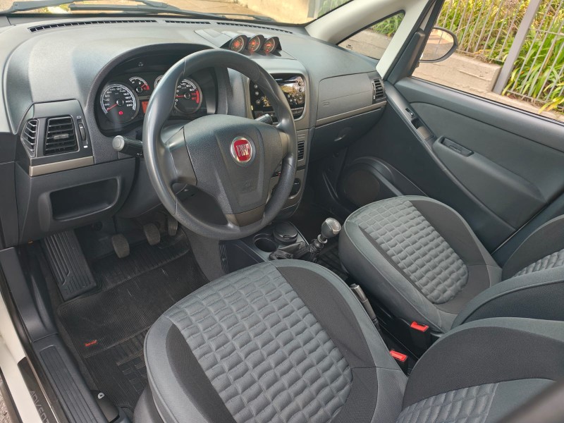 IDEA 1.8 MPI ADVENTURE 16V FLEX 4P MANUAL - 2013 - FARROUPILHA