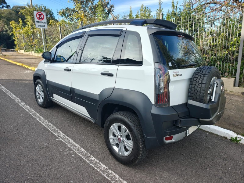 IDEA 1.8 MPI ADVENTURE 16V FLEX 4P MANUAL - 2013 - FARROUPILHA