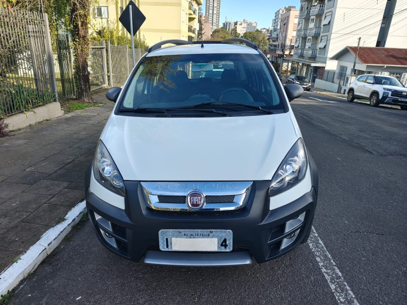 IDEA 1.8 MPI ADVENTURE 16V FLEX 4P MANUAL - 2013 - FARROUPILHA