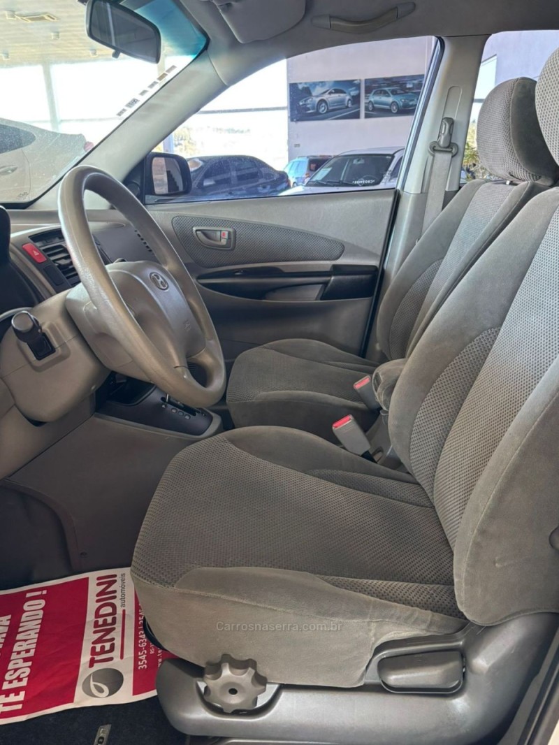 TUCSON 2.0 MPFI GLS 16V 143CV 2WD FLEX 4P AUTOMÁTICO - 2012 - IGREJINHA