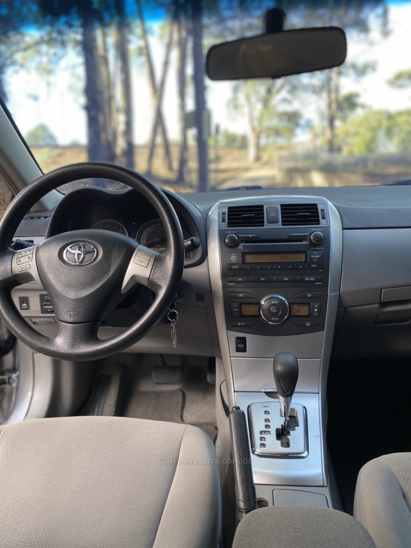 COROLLA 1.8 GLI 16V FLEX 4P AUTOMÁTICO - 2012 - CAXIAS DO SUL