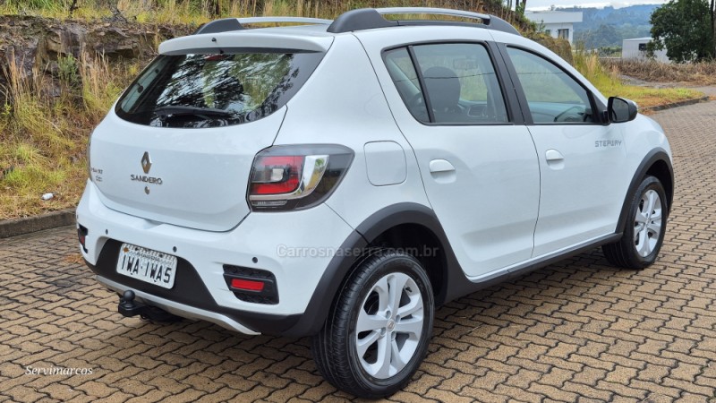 SANDERO 1.6 STEPWAY 8V FLEX 4P MANUAL - 2015 - SãO MARCOS