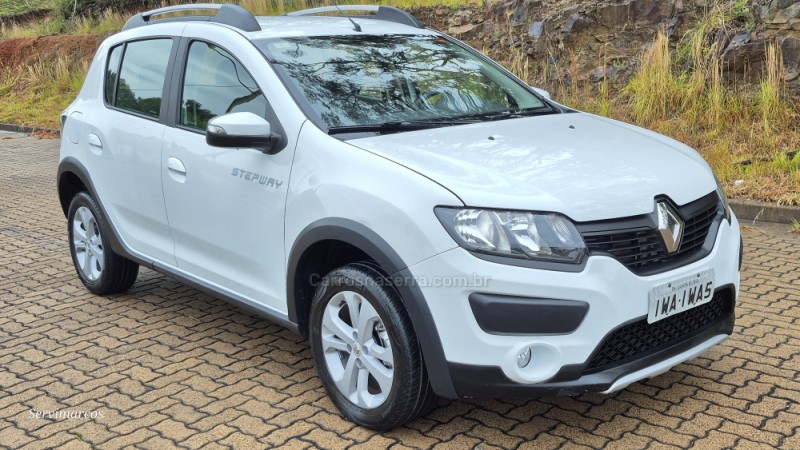 SANDERO 1.6 STEPWAY 8V FLEX 4P MANUAL - 2015 - SãO MARCOS