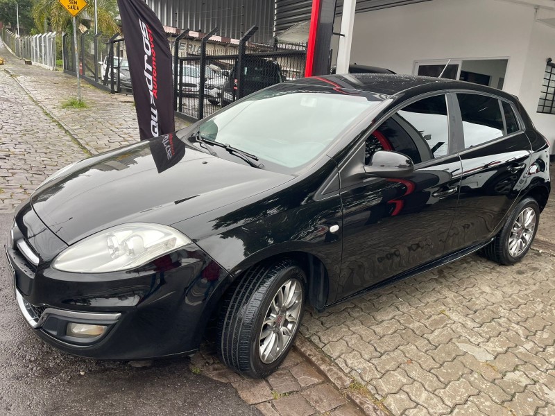 BRAVO 1.8 ESSENCE 16V FLEX 4P AUTOMATIZADO - 2016 - CAXIAS DO SUL