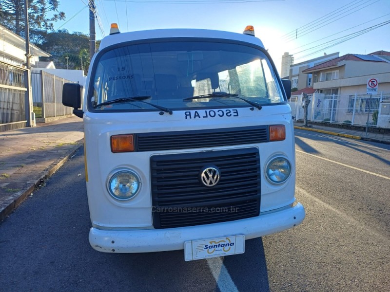 KOMBI 1.4 MI STD ESCOLAR 8V FLEX 3P MANUAL - 2012 - PASSO FUNDO