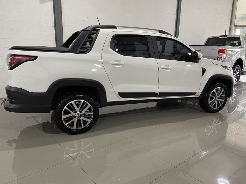 STRADA 1.3 VOLCANO CD 8V FLEX 4P MANUAL - 2022 - CAXIAS DO SUL