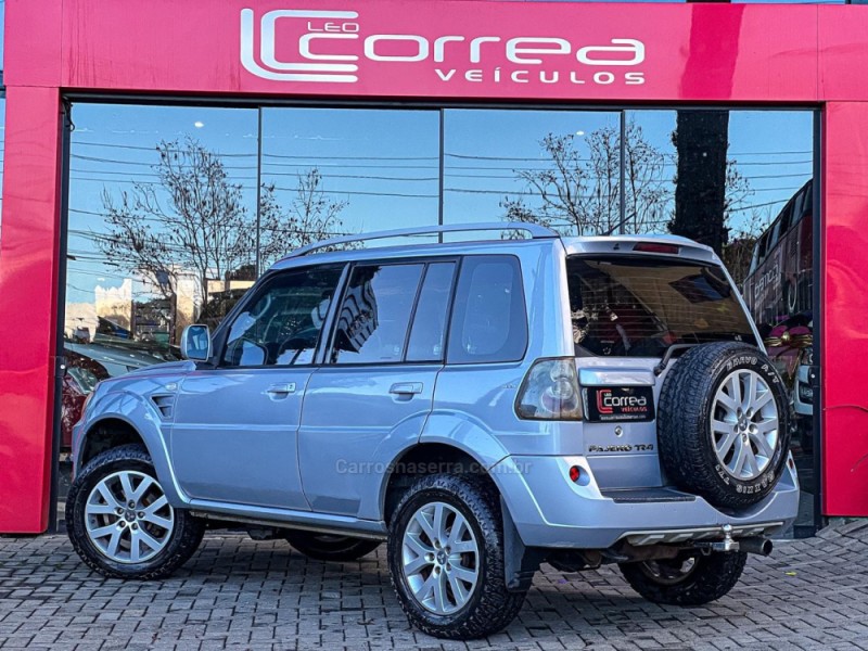 PAJERO TR4 2.0 4X4 16V 140CV FLEX 4P AUTOMÁTICO - 2010 - CANELA