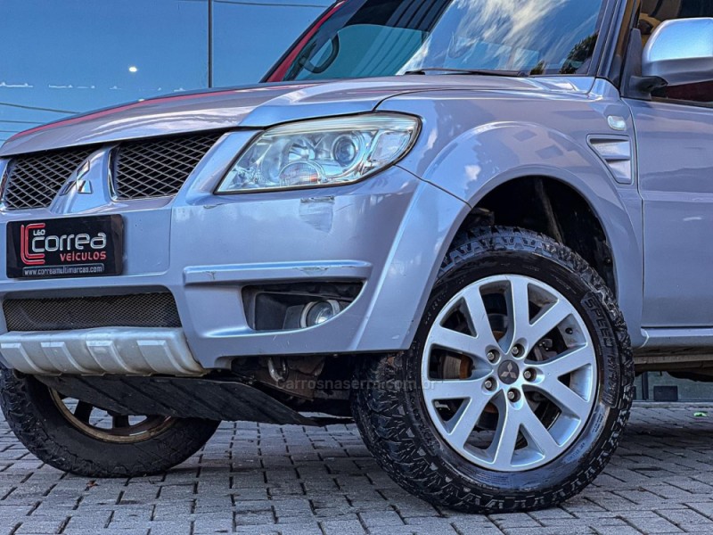 PAJERO TR4 2.0 4X4 16V 140CV FLEX 4P AUTOMÁTICO - 2010 - CANELA