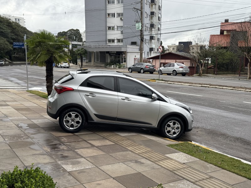 HB20X 1.6 16V STYLE FLEX 4P AUTOMÁTICO - 2015 - FARROUPILHA