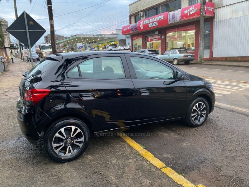 ONIX 1.4 MPFI LTZ 8V FLEX 4P MANUAL - 2015 - VACARIA