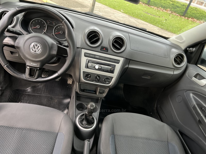 SAVEIRO 1.6 MI TRENDLINE CS 8V FLEX 2P MANUAL - 2015 - DOIS IRMãOS