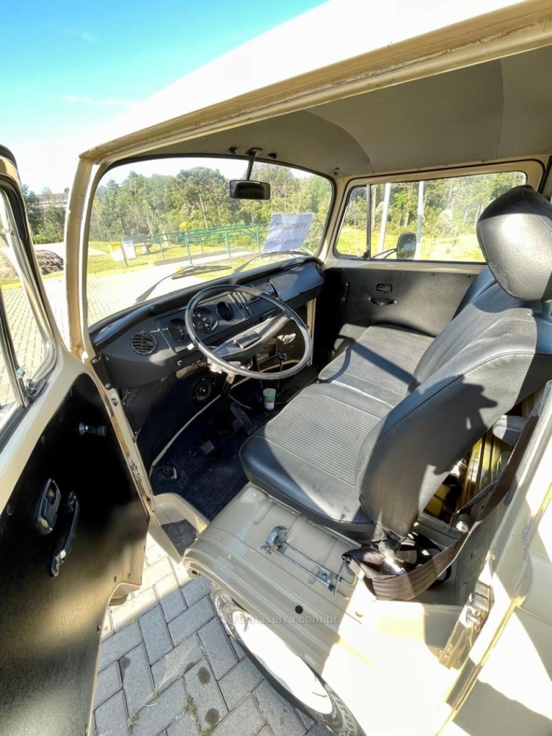 KOMBI 1.6 PICK-UP CS 8V GASOLINA 2P MANUAL - 1990 - CAXIAS DO SUL