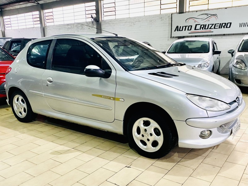 206 1.0 QUIKSILVER 16V GASOLINA 2P MANUAL - 2002 - CAXIAS DO SUL