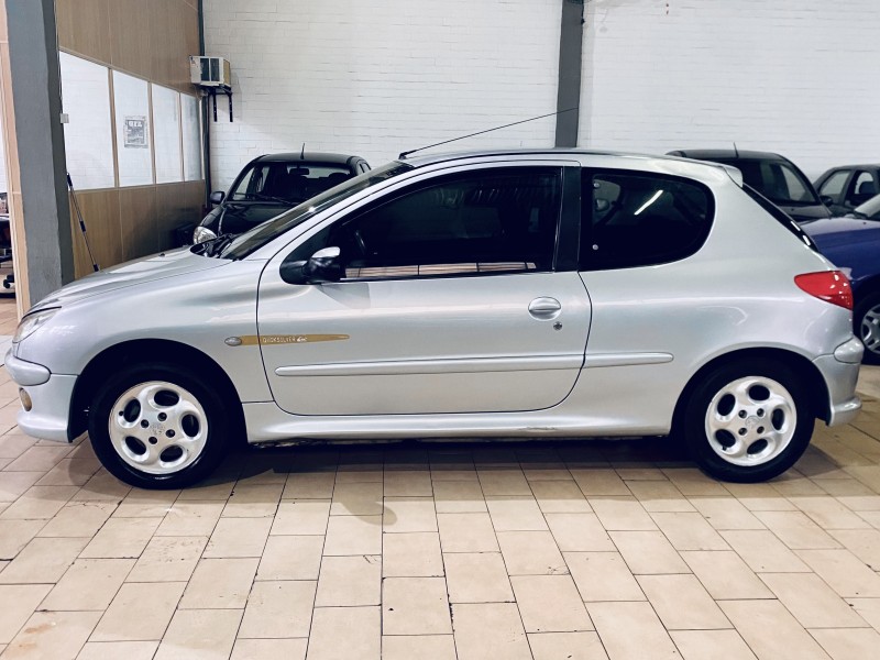 206 1.0 QUIKSILVER 16V GASOLINA 2P MANUAL - 2002 - CAXIAS DO SUL