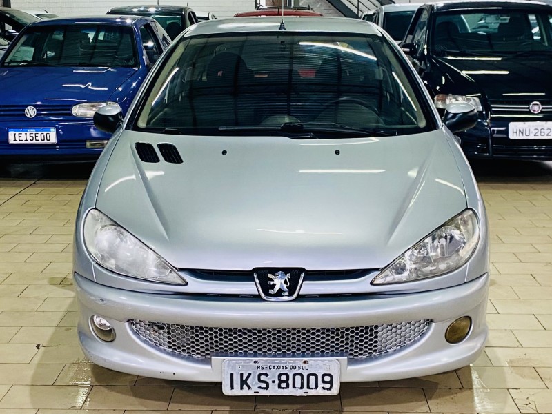 206 1.0 QUIKSILVER 16V GASOLINA 2P MANUAL - 2002 - CAXIAS DO SUL