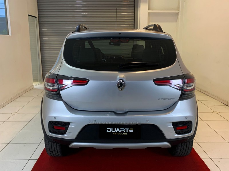 SANDERO 1.6 STEPWAY ICONIC X-TRONIC 16V FLEX 4P AUTOMÁTICO - 2022 - PORTO ALEGRE