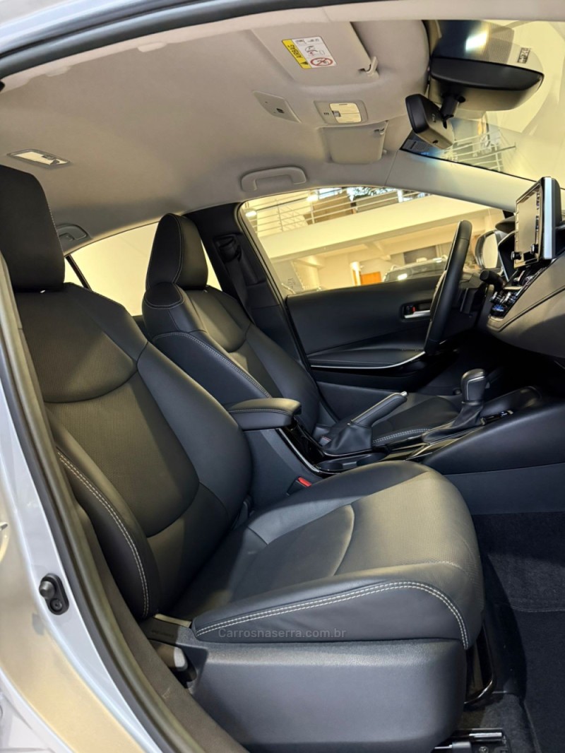 COROLLA 2.0 XEI 16V FLEX 4P AUTOMÁTICO - 2023 - LAJEADO