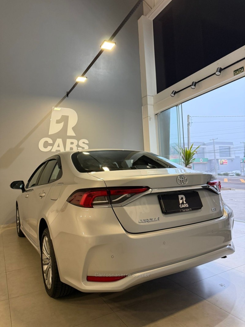 COROLLA 2.0 XEI 16V FLEX 4P AUTOMÁTICO - 2023 - LAJEADO