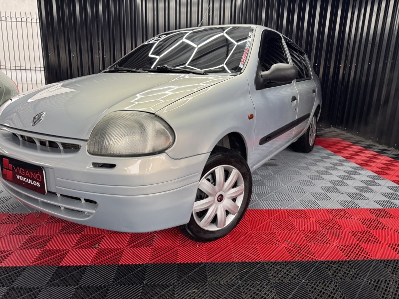 CLIO 1.0 RN 8V GASOLINA 4P MANUAL - 2002 - CAXIAS DO SUL