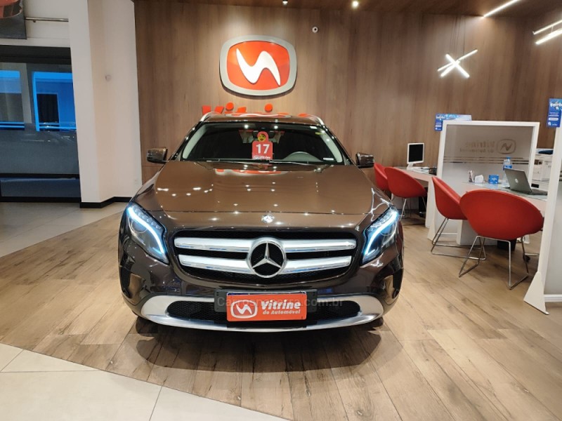 GLA 200 1.6 CGI STYLE 16V TURBO GASOLINA 4P AUTOMÁTICO - 2017 - ERECHIM