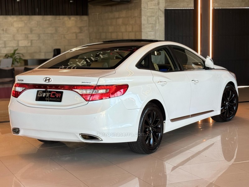 AZERA 3.0 MPFI GLS V6 24V GASOLINA 4P AUTOMÁTICO - 2013 - DOIS IRMãOS