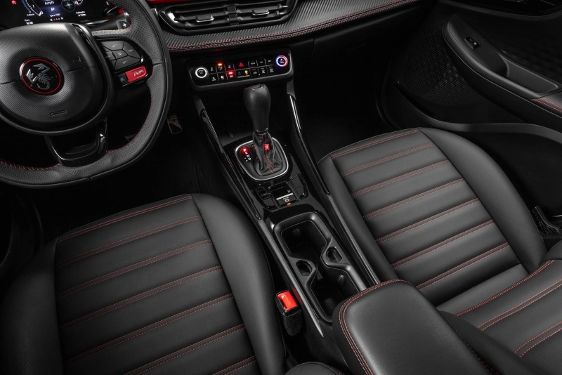 FASTBACK 1.3 ABARTH 270 TURBO FLEX 4P AUTOMÁTICO - 2025 - FARROUPILHA