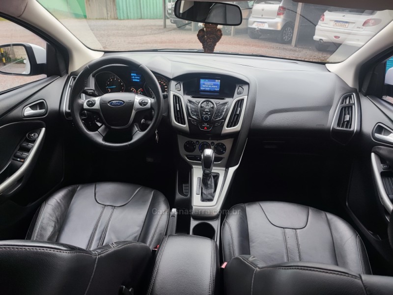FOCUS 1.6 SE 16V FLEX 4P AUTOMÁTICO - 2014 - FARROUPILHA