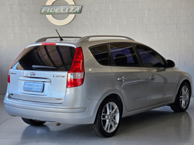I30 CW 2.0 MPFI 16V GASOLINA 4P MANUAL - 2011 - FARROUPILHA