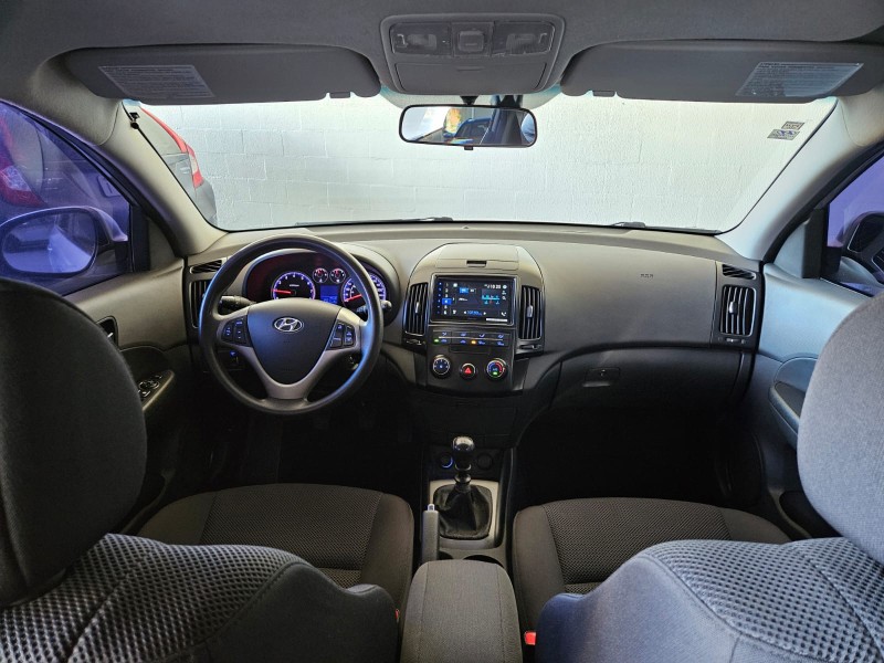 I30 CW 2.0 MPFI 16V GASOLINA 4P MANUAL - 2011 - FARROUPILHA