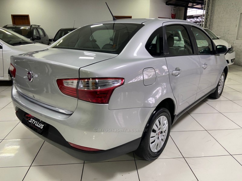 GRAND SIENA 1.4 MPI ATTRACTIVE 8V FLEX 4P MANUAL - 2014 - ESTâNCIA VELHA