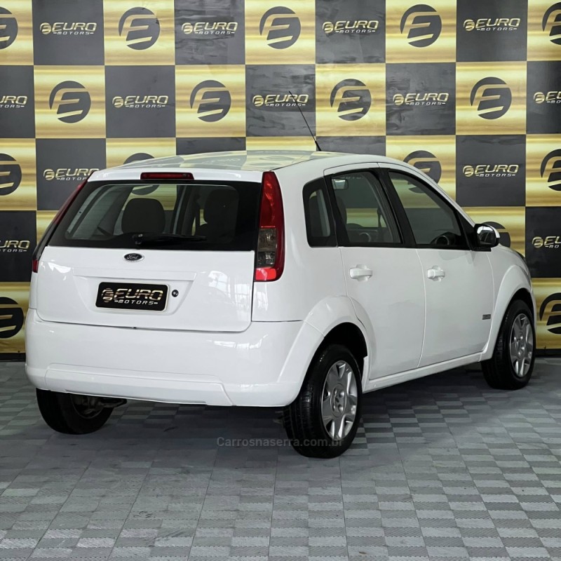 FIESTA 1.6 ROCAM HATCH 8V FLEX 4P MANUAL - 2013 - PORTãO