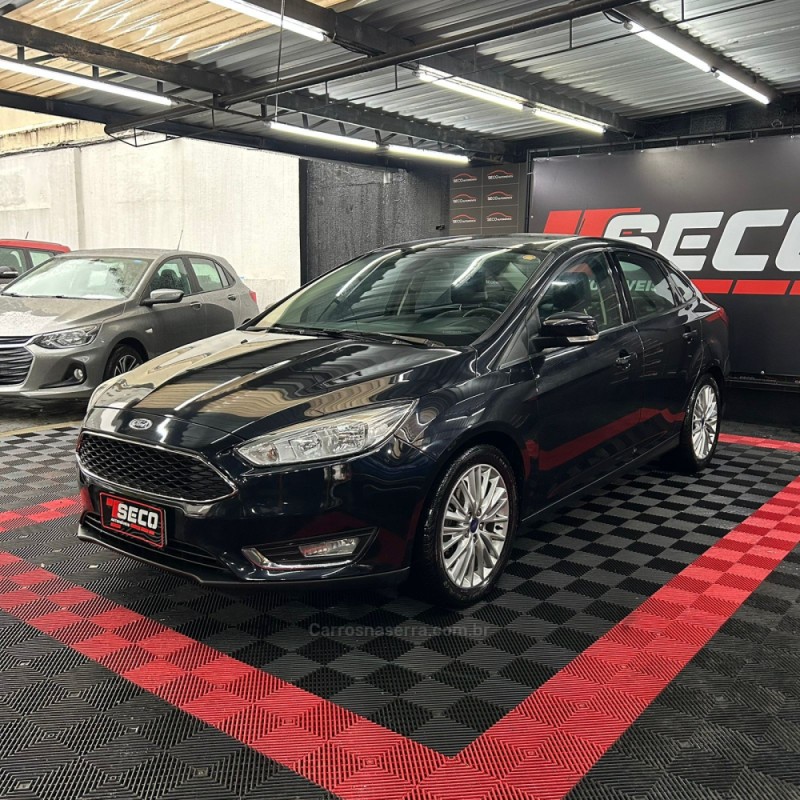 FOCUS 2.0 SE FASTBACK 16V FLEX 4P AUTOMÁTICO - 2018 - PASSO FUNDO