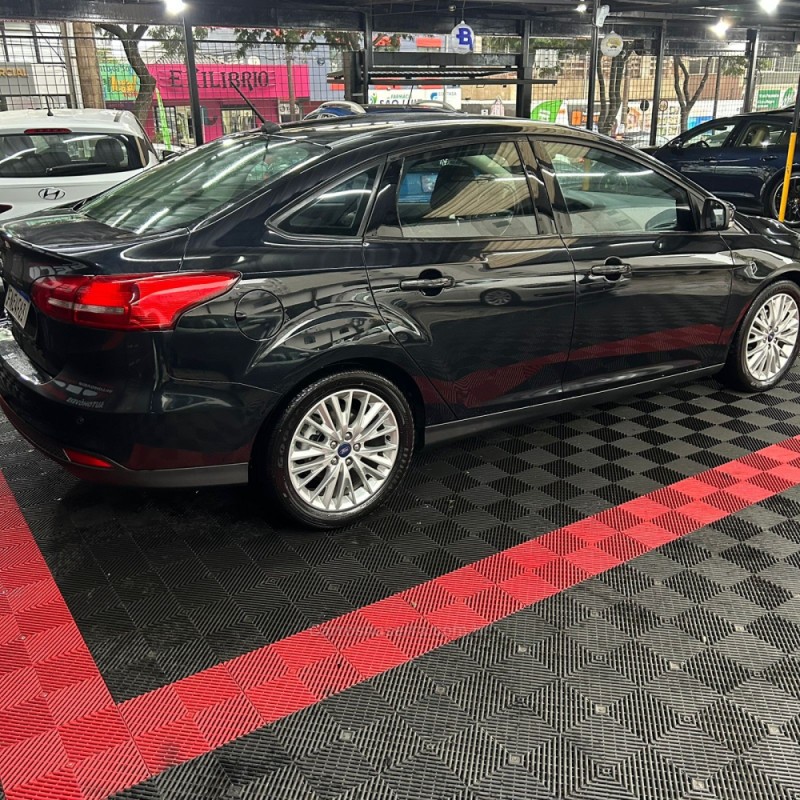 FOCUS 2.0 SE FASTBACK 16V FLEX 4P AUTOMÁTICO - 2018 - PASSO FUNDO