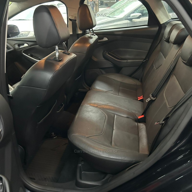 FOCUS 2.0 SE FASTBACK 16V FLEX 4P AUTOMÁTICO - 2018 - PASSO FUNDO