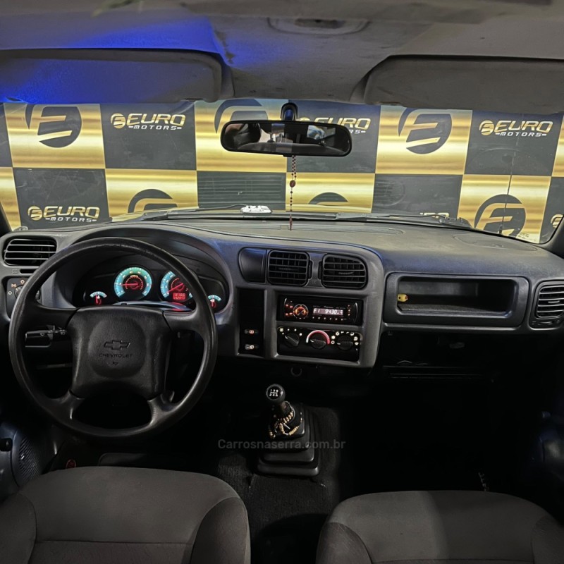 BLAZER 2.4 MPFI 4X2 8V GASOLINA 4P MANUAL - 2010 - PORTãO