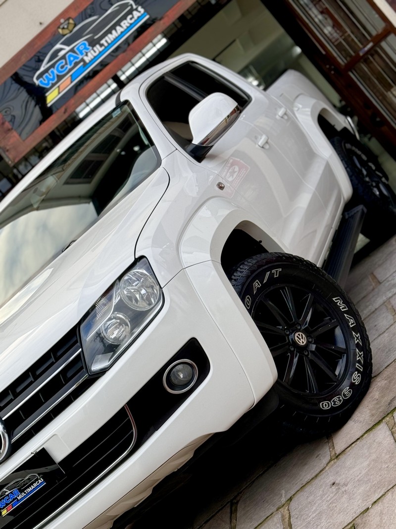 AMAROK 2.0 HIGHLINE 4X4 CD 16V TURBO INTERCOOLER DIESEL 4P AUTOMÁTICO - 2012 - CAXIAS DO SUL