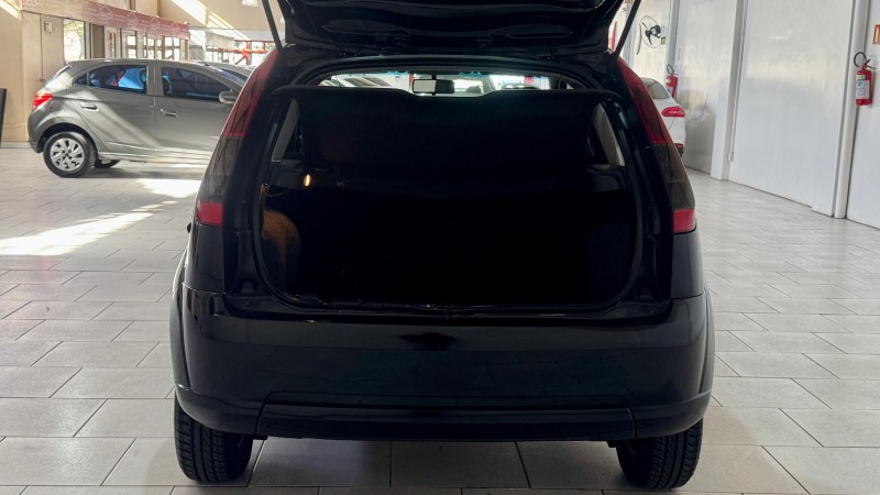 FIESTA 1.0 MPI CLASS 8V FLEX 4P MANUAL - 2014 - ESTâNCIA VELHA