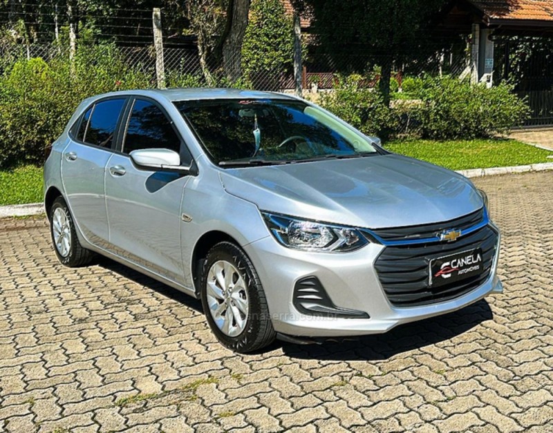 ONIX 1.0 LT 12V FLEX 4P MANUAL - 2021 - CANELA