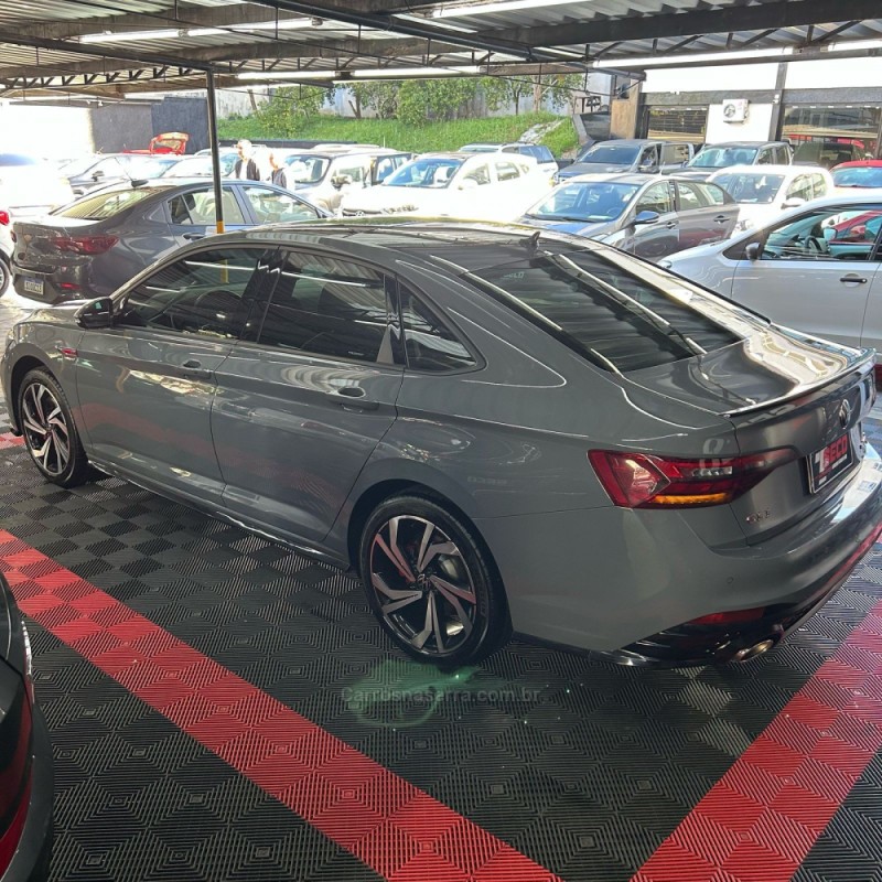 JETTA 2.0 16V TSI GLI 350 GASOLINA 4P AUTOMÁTICO - 2023 - PASSO FUNDO