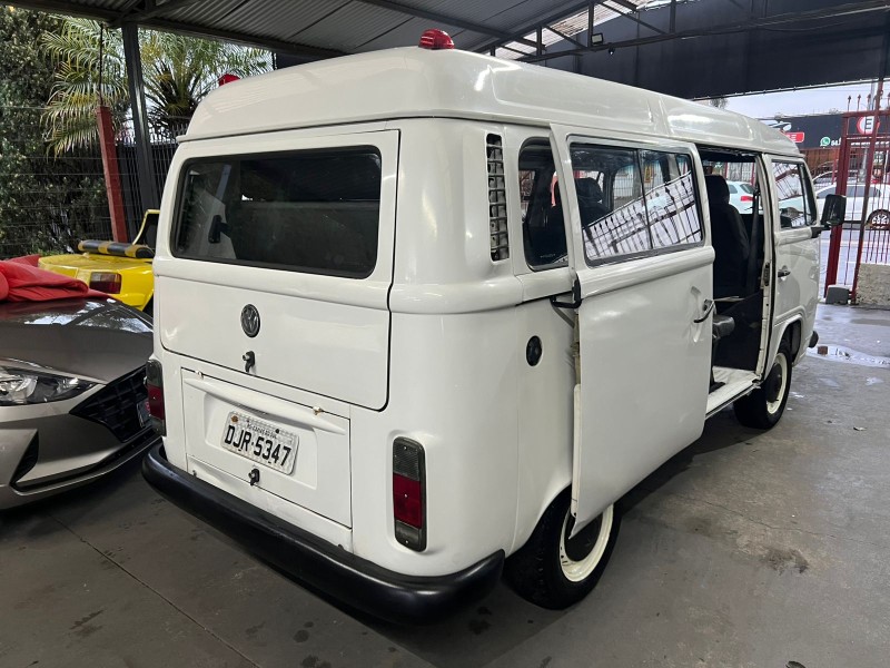 KOMBI 1.6 MI STD ESCOLAR 8V GASOLINA 3P MANUAL - 2004 - CAXIAS DO SUL