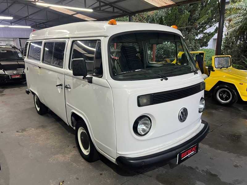 KOMBI 1.6 MI STD ESCOLAR 8V GASOLINA 3P MANUAL - 2004 - CAXIAS DO SUL