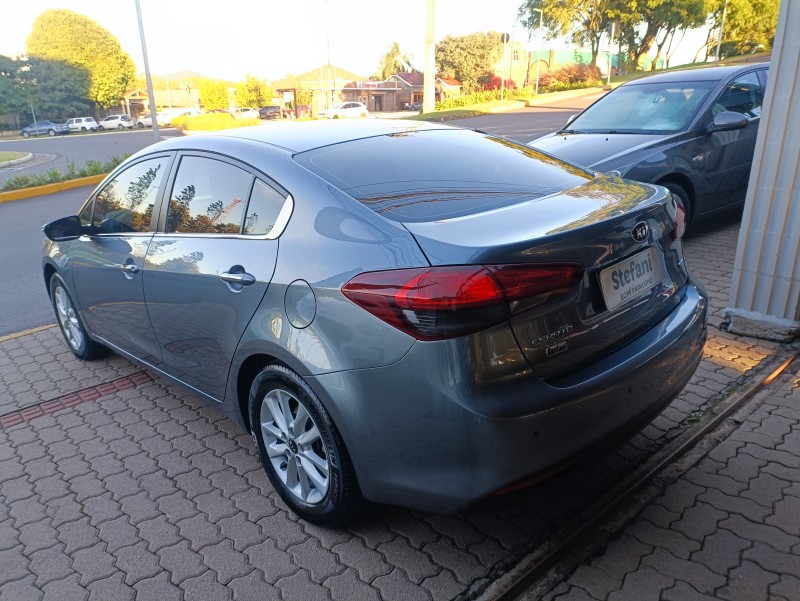 CERATO 1.6 16V SX4 FLEX 4P AUTOMÁTICO - 2017 - BOM PRINCíPIO